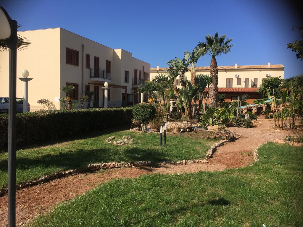 شقة Le Palme Tropicali سان فيتو لو كابو المظهر الخارجي الصورة